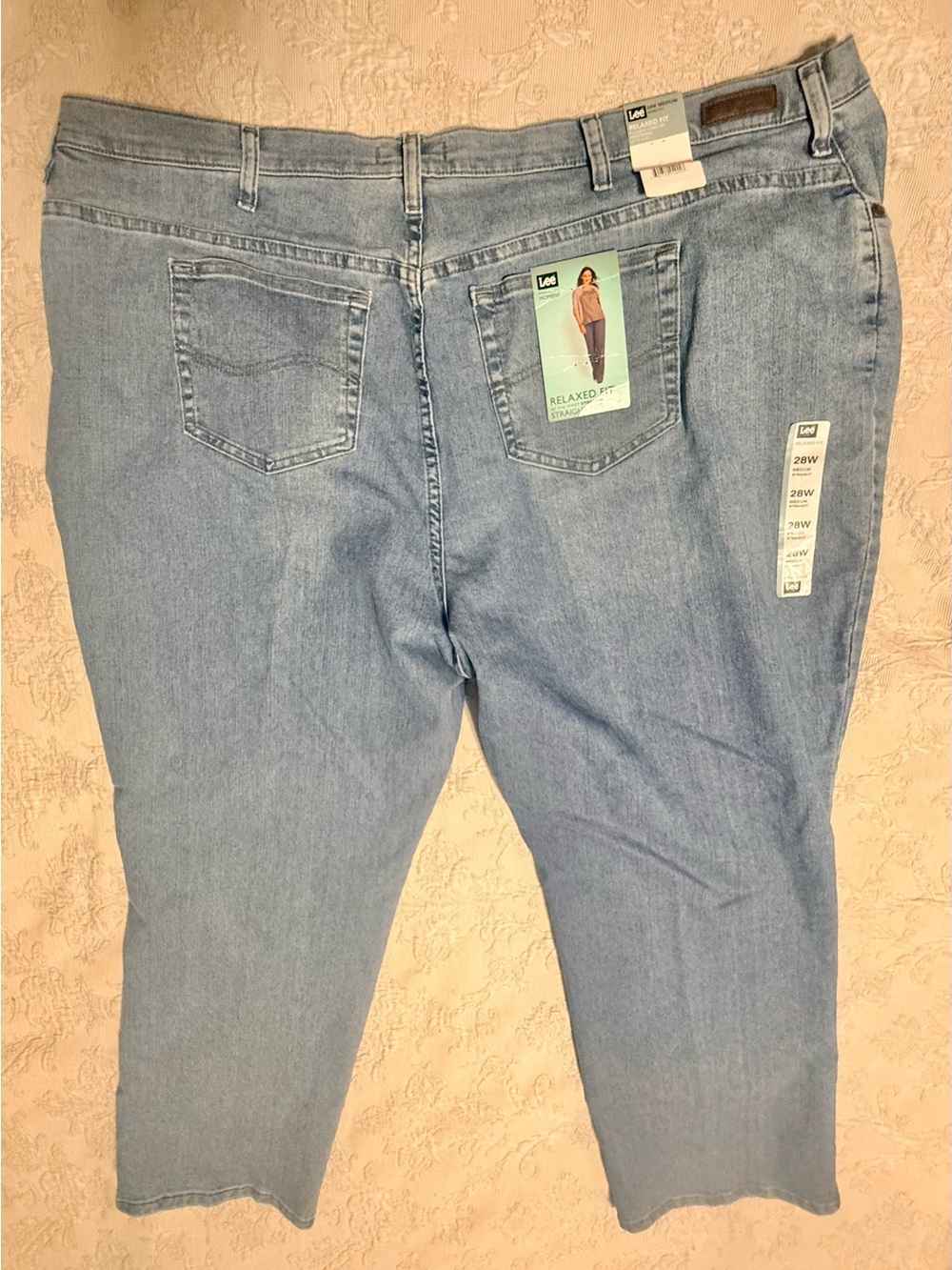 Lee Women's Relaxed Fit Light Wash Blue Jeans